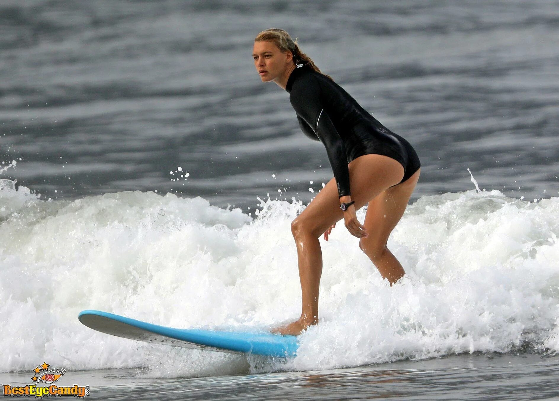 Kelly Rohrbach underwear in Funabashi