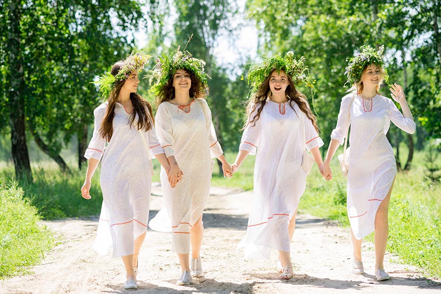 Slavic girls in Funabashi